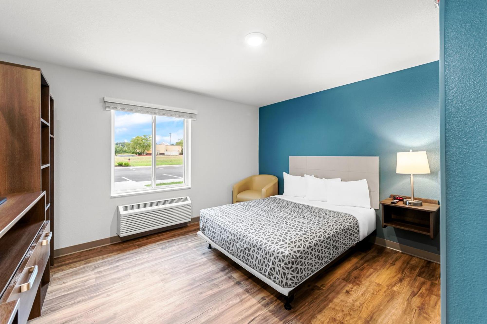 Woodspring Suites Kansas City Airport Exterior foto