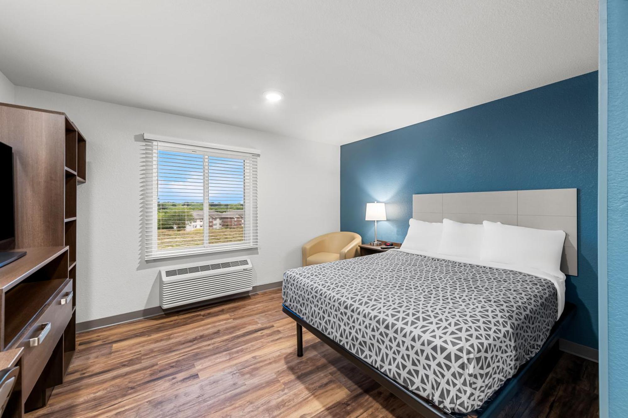 Woodspring Suites Kansas City Airport Exterior foto